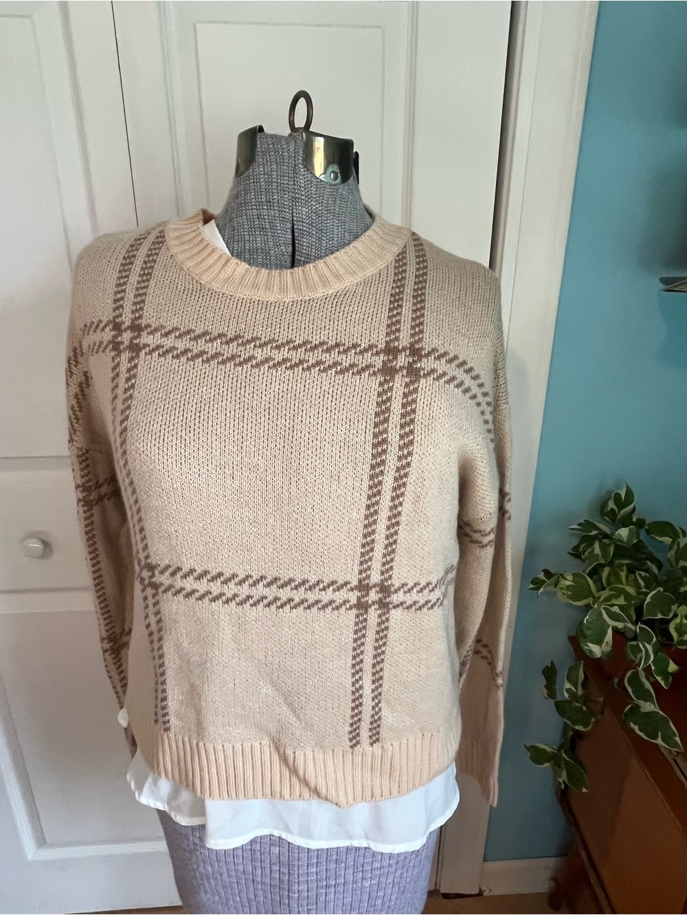 Vintage Beige Plaid Crewneck Sweater